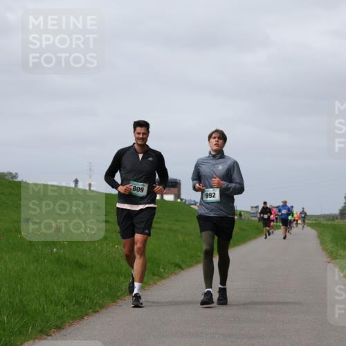 04.05.2025 - 8. Wedeler Halbmarathon Yannick Fuchs http://msf.ph/oto/7825129 04.05.2025 11:54:19 Laufen 809, 992 meine-sportfotos.de