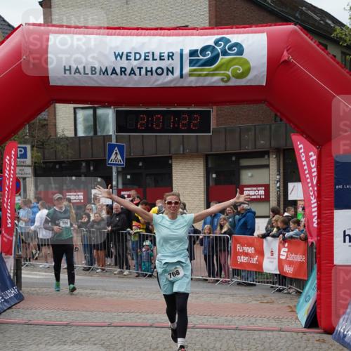 04.05.2025 - 8. Wedeler Halbmarathon Felixshl http://msf.ph/oto/7825148 04.05.2025 12:01:20 Ziel 596, 768, 1148 meine-sportfotos.de