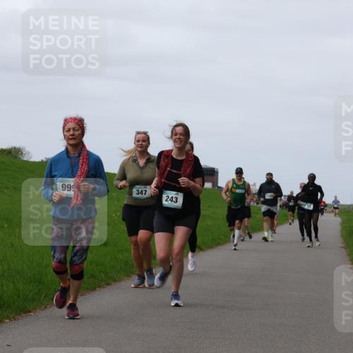 04.05.2025 - 8. Wedeler Halbmarathon Yannick Fuchs http://msf.ph/oto/7825152 04.05.2025 11:32:10 Laufen 999, 347, 243, 03, 175 meine-sportfotos.de