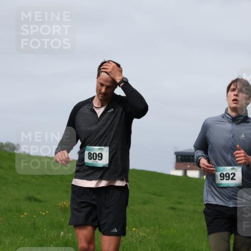 04.05.2025 - 8. Wedeler Halbmarathon Yannick Fuchs http://msf.ph/oto/7825155 04.05.2025 11:54:21 Laufen 809, 992 meine-sportfotos.de