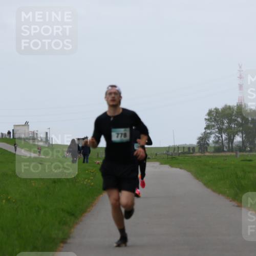 04.05.2025 - 8. Wedeler Halbmarathon Yannick Fuchs http://msf.ph/oto/7825167 04.05.2025 11:12:36 Laufen 778 meine-sportfotos.de