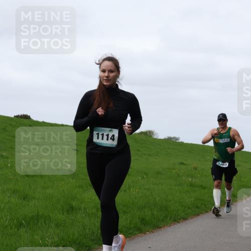 04.05.2025 - 8. Wedeler Halbmarathon Yannick Fuchs http://msf.ph/oto/7825247 04.05.2025 11:32:14 Laufen 1114, 1187, 1186, 175, 003 meine-sportfotos.de