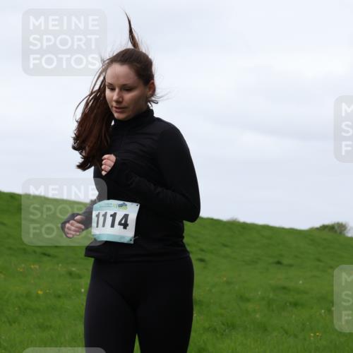 04.05.2025 - 8. Wedeler Halbmarathon Yannick Fuchs http://msf.ph/oto/7825260 04.05.2025 11:32:15 Laufen 1114 meine-sportfotos.de