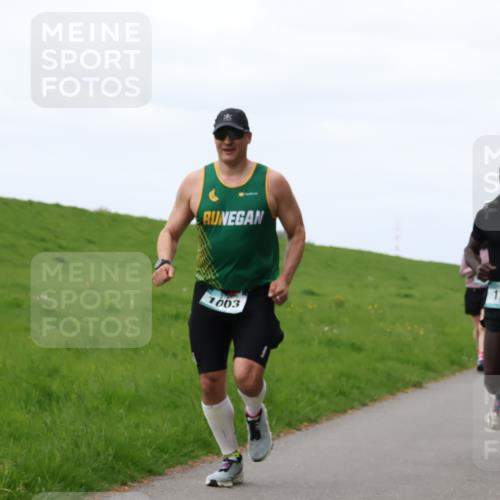 04.05.2025 - 8. Wedeler Halbmarathon Yannick Fuchs http://msf.ph/oto/7825278 04.05.2025 11:32:16 Laufen 1003, 175 meine-sportfotos.de