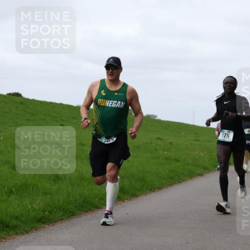 04.05.2025 - 8. Wedeler Halbmarathon Yannick Fuchs http://msf.ph/oto/7825290 04.05.2025 11:32:16 Laufen 175, 1031 meine-sportfotos.de