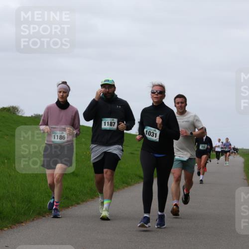 04.05.2025 - 8. Wedeler Halbmarathon Yannick Fuchs http://msf.ph/oto/7825386 04.05.2025 11:32:20 Laufen 1186, 1187, 1031, 455 meine-sportfotos.de