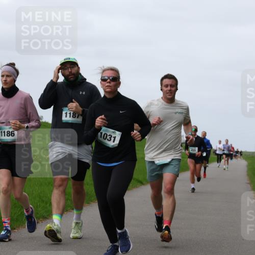 04.05.2025 - 8. Wedeler Halbmarathon Yannick Fuchs http://msf.ph/oto/7825410 04.05.2025 11:32:21 Laufen 1186, 1187, 1031, 455 meine-sportfotos.de