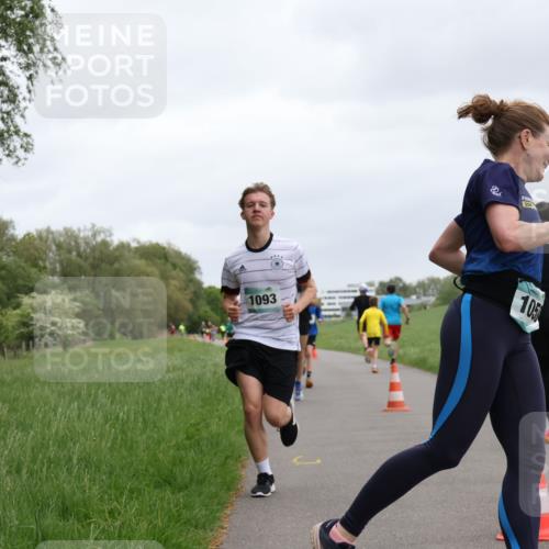 04.05.2025 - 8. Wedeler Halbmarathon Yannick Fuchs http://msf.ph/oto/7825504 04.05.2025 11:12:51 Laufen 1093, 20, 105 meine-sportfotos.de
