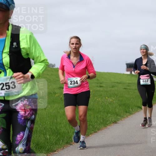 04.05.2025 - 8. Wedeler Halbmarathon Yannick Fuchs http://msf.ph/oto/7825513 04.05.2025 11:54:48 Laufen 253, 60, 234, 837 meine-sportfotos.de
