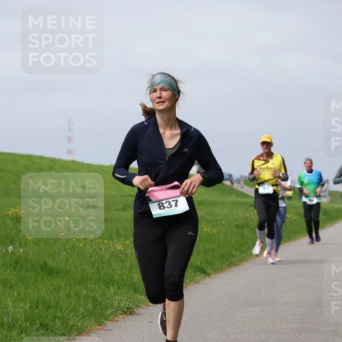 04.05.2025 - 8. Wedeler Halbmarathon Yannick Fuchs http://msf.ph/oto/7825537 04.05.2025 11:54:49 Laufen 837 meine-sportfotos.de