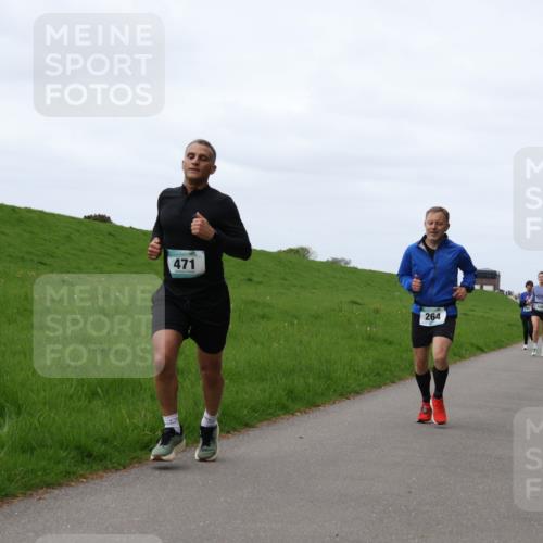 04.05.2025 - 8. Wedeler Halbmarathon Yannick Fuchs http://msf.ph/oto/7825569 04.05.2025 11:32:30 Laufen 471, 264 meine-sportfotos.de