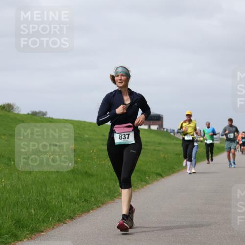 04.05.2025 - 8. Wedeler Halbmarathon Yannick Fuchs http://msf.ph/oto/7825572 04.05.2025 11:54:50 Laufen 837 meine-sportfotos.de