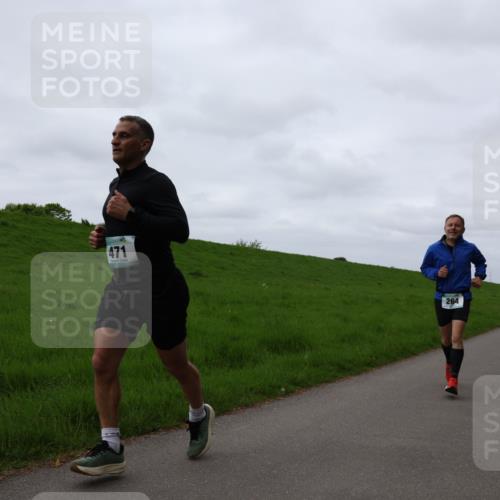 04.05.2025 - 8. Wedeler Halbmarathon Yannick Fuchs http://msf.ph/oto/7825597 04.05.2025 11:32:32 Laufen 471, 264 meine-sportfotos.de