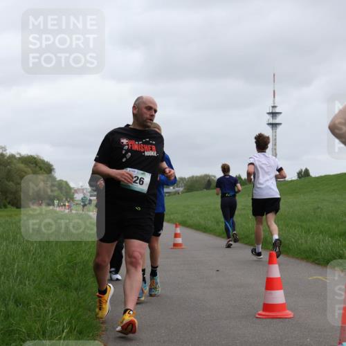 04.05.2025 - 8. Wedeler Halbmarathon Yannick Fuchs http://msf.ph/oto/7825603 04.05.2025 11:12:56 Laufen 119, 26 meine-sportfotos.de