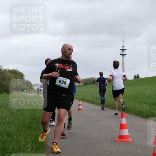 04.05.2025 - 8. Wedeler Halbmarathon Yannick Fuchs http://msf.ph/oto/7825608 04.05.2025 11:12:56 Laufen 119, 626 meine-sportfotos.de