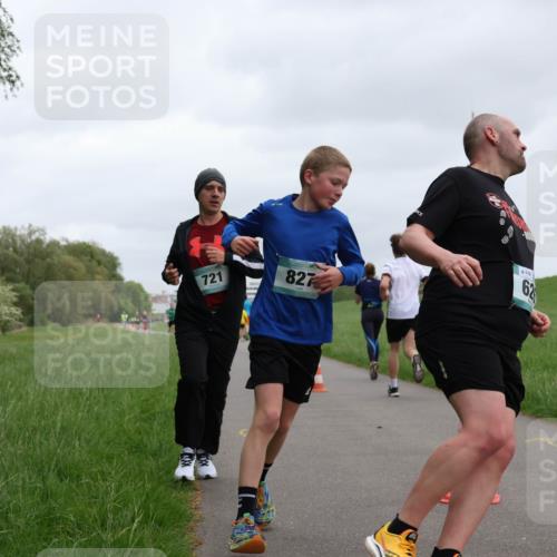 04.05.2025 - 8. Wedeler Halbmarathon Yannick Fuchs http://msf.ph/oto/7825638 04.05.2025 11:12:57 Laufen 721, 827, 119, 62 meine-sportfotos.de