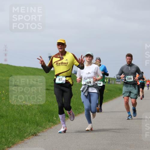 04.05.2025 - 8. Wedeler Halbmarathon Yannick Fuchs http://msf.ph/oto/7825663 04.05.2025 11:54:54 Laufen 93, 269, 896, 335 meine-sportfotos.de