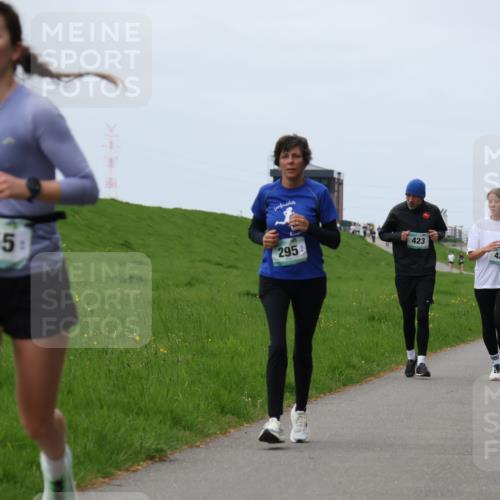 04.05.2025 - 8. Wedeler Halbmarathon Yannick Fuchs http://msf.ph/oto/7825668 04.05.2025 11:32:35 Laufen 555, 295, 423, 422 meine-sportfotos.de