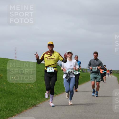04.05.2025 - 8. Wedeler Halbmarathon Yannick Fuchs http://msf.ph/oto/7825679 04.05.2025 11:54:55 Laufen 93, 335, 269, 896, 14 meine-sportfotos.de