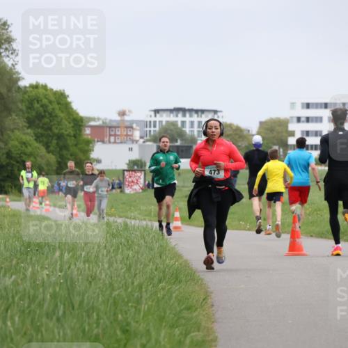 04.05.2025 - 8. Wedeler Halbmarathon Yannick Fuchs http://msf.ph/oto/7825692 04.05.2025 11:12:59 Laufen 19, 473 meine-sportfotos.de