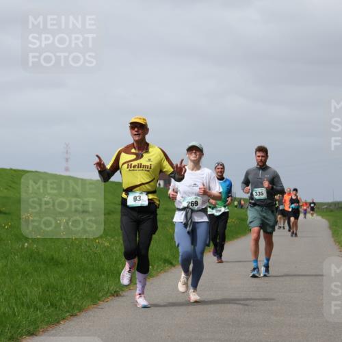 04.05.2025 - 8. Wedeler Halbmarathon Yannick Fuchs http://msf.ph/oto/7825721 04.05.2025 11:54:55 Laufen 93, 269, 896, 335 meine-sportfotos.de