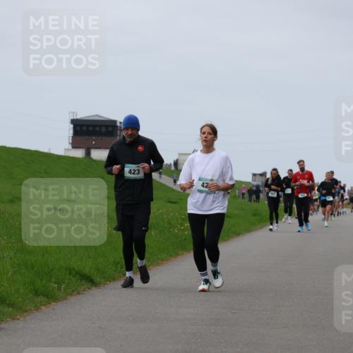 04.05.2025 - 8. Wedeler Halbmarathon Yannick Fuchs http://msf.ph/oto/7825724 04.05.2025 11:32:38 Laufen 295, 423, 42 meine-sportfotos.de