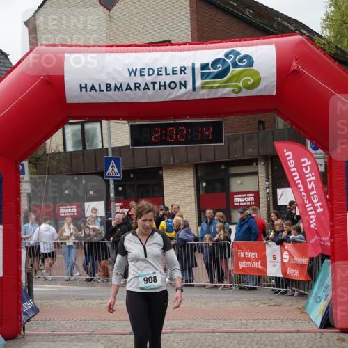 04.05.2025 - 8. Wedeler Halbmarathon Felixshl http://msf.ph/oto/7825728 04.05.2025 12:02:12 Ziel 661 meine-sportfotos.de