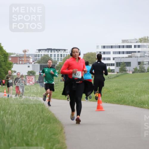 04.05.2025 - 8. Wedeler Halbmarathon Yannick Fuchs http://msf.ph/oto/7825734 04.05.2025 11:13:01 Laufen 16, 861, 473 meine-sportfotos.de