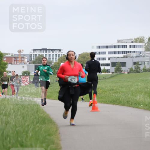 04.05.2025 - 8. Wedeler Halbmarathon Yannick Fuchs http://msf.ph/oto/7825739 04.05.2025 11:13:01 Laufen 473 meine-sportfotos.de