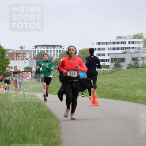 04.05.2025 - 8. Wedeler Halbmarathon Yannick Fuchs http://msf.ph/oto/7825742 04.05.2025 11:13:01 Laufen 861, 473 meine-sportfotos.de