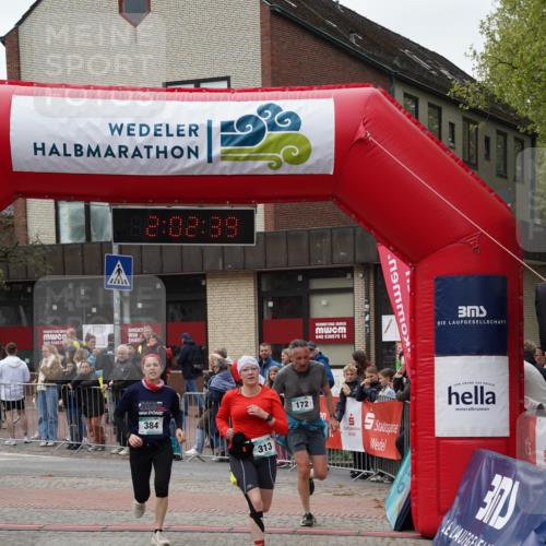 04.05.2025 - 8. Wedeler Halbmarathon Felixshl http://msf.ph/oto/7825749 04.05.2025 12:02:37 Ziel 172, 313, 384 meine-sportfotos.de