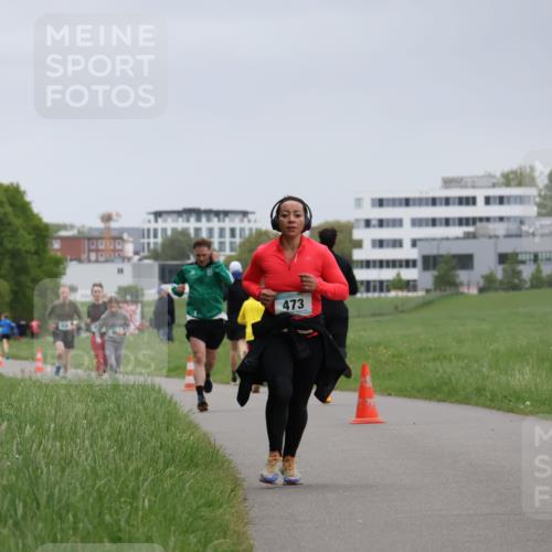 04.05.2025 - 8. Wedeler Halbmarathon Yannick Fuchs http://msf.ph/oto/7825751 04.05.2025 11:13:02 Laufen 473 meine-sportfotos.de