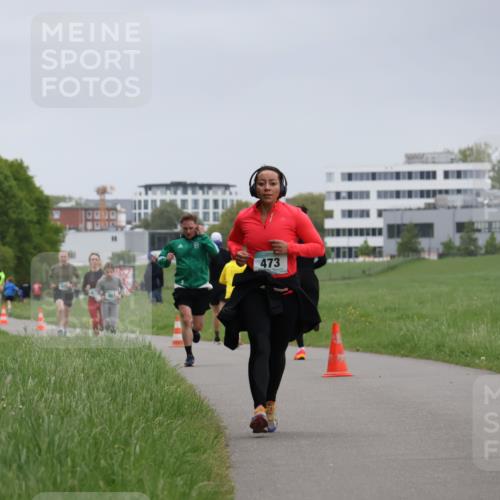 04.05.2025 - 8. Wedeler Halbmarathon Yannick Fuchs http://msf.ph/oto/7825755 04.05.2025 11:13:02 Laufen 6, 473 meine-sportfotos.de