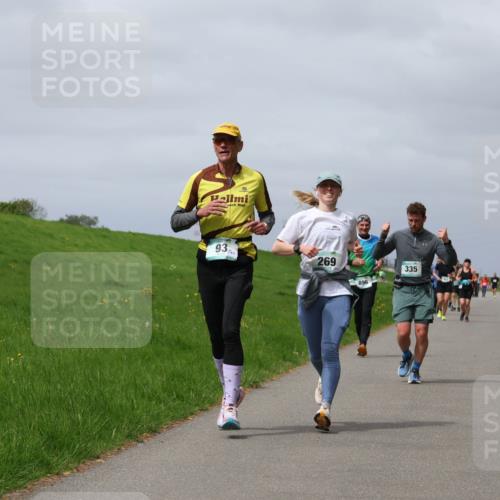 04.05.2025 - 8. Wedeler Halbmarathon Yannick Fuchs http://msf.ph/oto/7825761 04.05.2025 11:54:57 Laufen 93, 269, 896, 335 meine-sportfotos.de