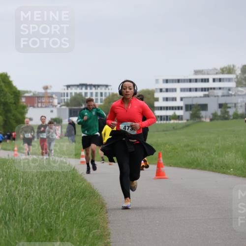 04.05.2025 - 8. Wedeler Halbmarathon Yannick Fuchs http://msf.ph/oto/7825763 04.05.2025 11:13:02 Laufen 473 meine-sportfotos.de