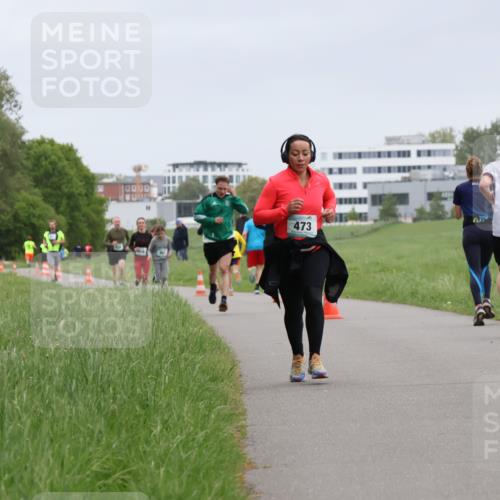 04.05.2025 - 8. Wedeler Halbmarathon Yannick Fuchs http://msf.ph/oto/7825784 04.05.2025 11:13:03 Laufen 473 meine-sportfotos.de