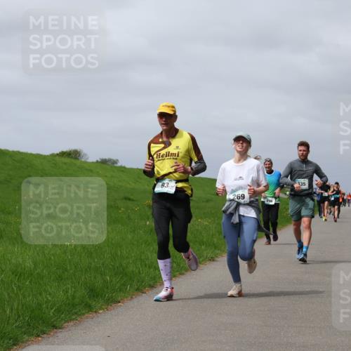 04.05.2025 - 8. Wedeler Halbmarathon Yannick Fuchs http://msf.ph/oto/7825785 04.05.2025 11:54:57 Laufen 93, 269, 896, 335 meine-sportfotos.de