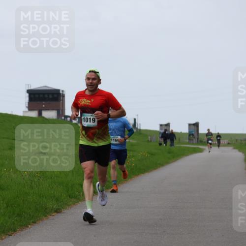 04.05.2025 - 8. Wedeler Halbmarathon Yannick Fuchs http://msf.ph/oto/7825848 04.05.2025 11:13:09 Laufen 1019, 116 meine-sportfotos.de