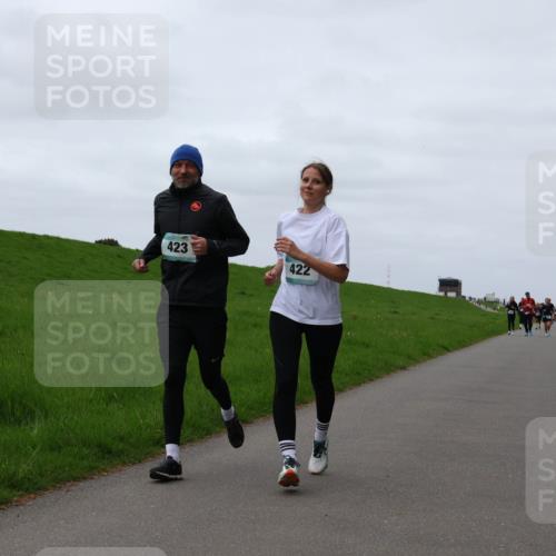 04.05.2025 - 8. Wedeler Halbmarathon Yannick Fuchs http://msf.ph/oto/7825869 04.05.2025 11:32:47 Laufen 423, 422 meine-sportfotos.de