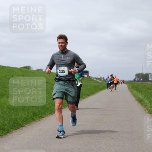 04.05.2025 - 8. Wedeler Halbmarathon Yannick Fuchs http://msf.ph/oto/7825870 04.05.2025 11:55:01 Laufen 335 meine-sportfotos.de