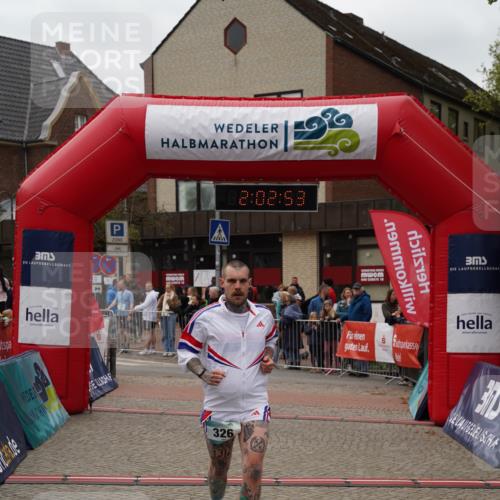 04.05.2025 - 8. Wedeler Halbmarathon Felixshl http://msf.ph/oto/7825871 04.05.2025 12:02:51 Ziel 326 meine-sportfotos.de