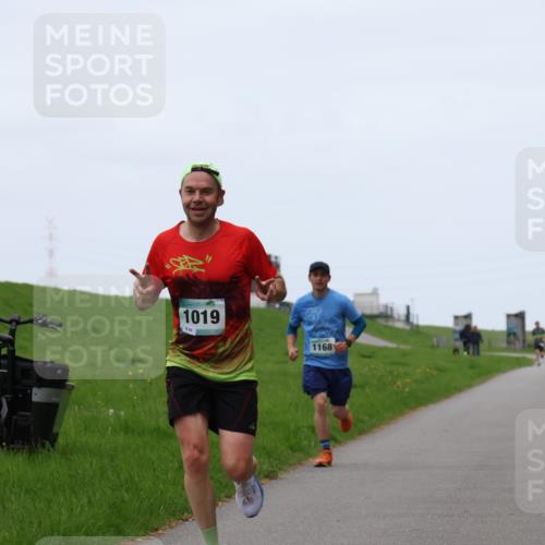 04.05.2025 - 8. Wedeler Halbmarathon Yannick Fuchs http://msf.ph/oto/7825902 04.05.2025 11:13:11 Laufen 1019, 65, 11681 meine-sportfotos.de