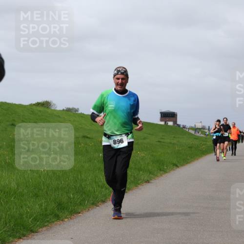 04.05.2025 - 8. Wedeler Halbmarathon Yannick Fuchs http://msf.ph/oto/7825909 04.05.2025 11:55:03 Laufen 896 meine-sportfotos.de