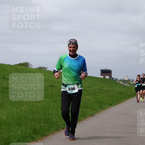 04.05.2025 - 8. Wedeler Halbmarathon Yannick Fuchs http://msf.ph/oto/7825914 04.05.2025 11:55:03 Laufen 896 meine-sportfotos.de