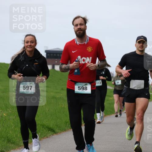 04.05.2025 - 8. Wedeler Halbmarathon Yannick Fuchs http://msf.ph/oto/7825948 04.05.2025 11:33:01 Laufen 597, 598, 1113, 66, 101 meine-sportfotos.de