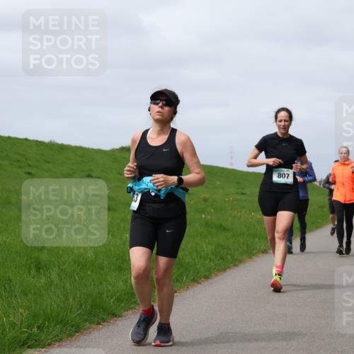 04.05.2025 - 8. Wedeler Halbmarathon Yannick Fuchs http://msf.ph/oto/7825969 04.05.2025 11:55:12 Laufen 807 meine-sportfotos.de