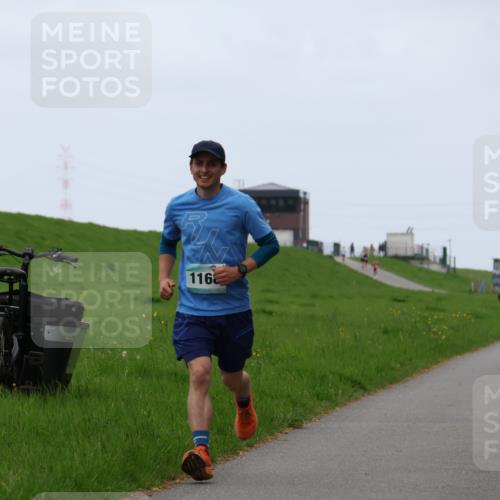 04.05.2025 - 8. Wedeler Halbmarathon Yannick Fuchs http://msf.ph/oto/7825996 04.05.2025 11:13:14 Laufen 116 meine-sportfotos.de