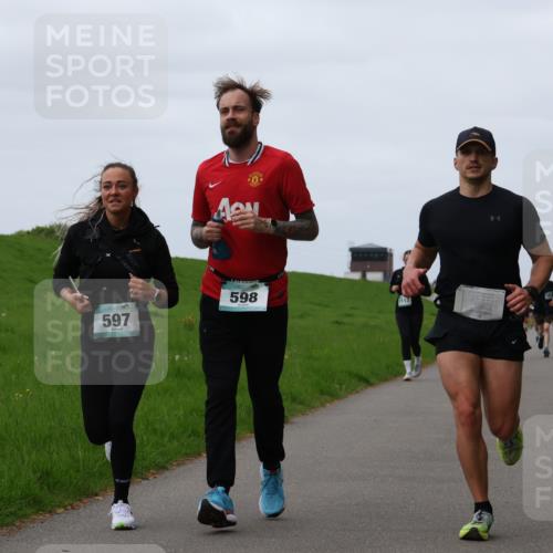 04.05.2025 - 8. Wedeler Halbmarathon Yannick Fuchs http://msf.ph/oto/7826015 04.05.2025 11:33:04 Laufen 597, 598, 1113 meine-sportfotos.de