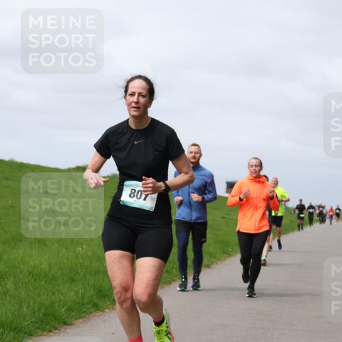 04.05.2025 - 8. Wedeler Halbmarathon Yannick Fuchs http://msf.ph/oto/7826019 04.05.2025 11:55:14 Laufen 807 meine-sportfotos.de