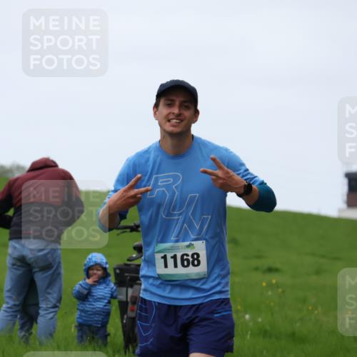 04.05.2025 - 8. Wedeler Halbmarathon Yannick Fuchs http://msf.ph/oto/7826040 04.05.2025 11:13:16 Laufen 1168 meine-sportfotos.de